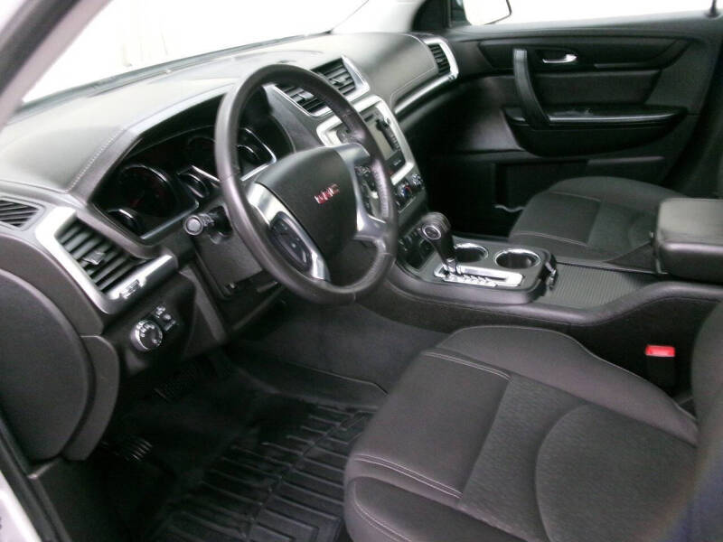 2016 GMC Acadia SLE-2
