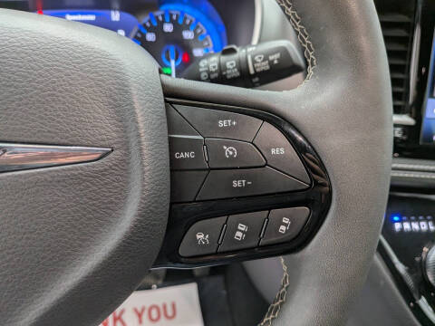 2024 Chrysler Pacifica Touring