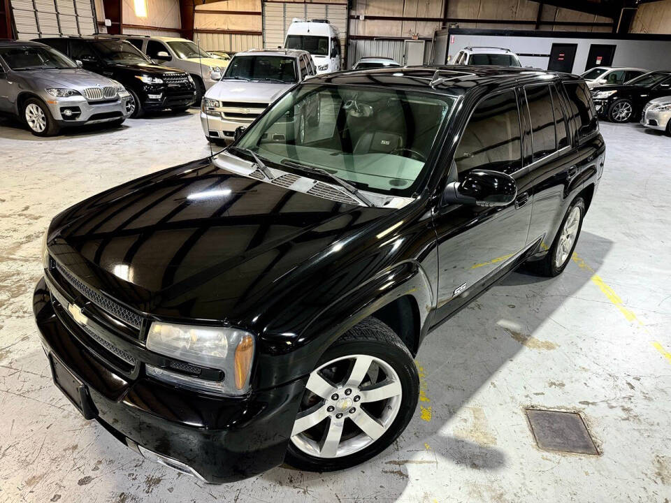 2008 Chevrolet TrailBlazer for sale at Carnival Car Company in Victoria, TX