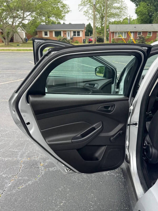 2016 Ford Focus S
