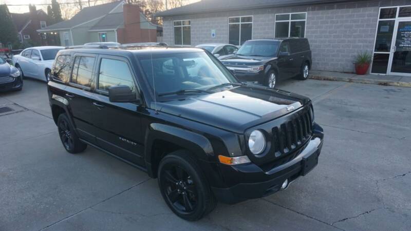 2012 Jeep Patriot for sale at World Auto Net in Cuyahoga Falls OH