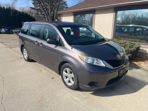 2013 Toyota Sienna for sale at VITALIYS AUTO SALES in Chicopee MA