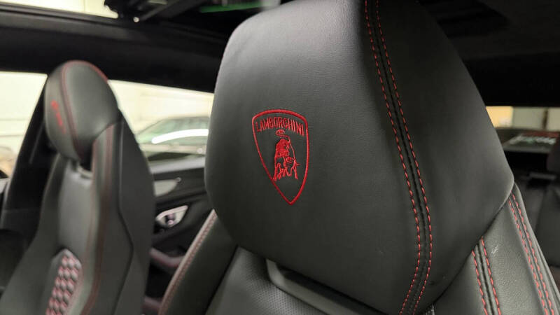 2021 Lamborghini Urus