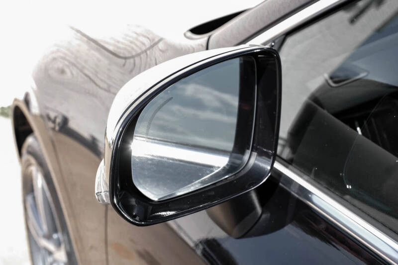 2021 Volvo XC60 T5 Momentum