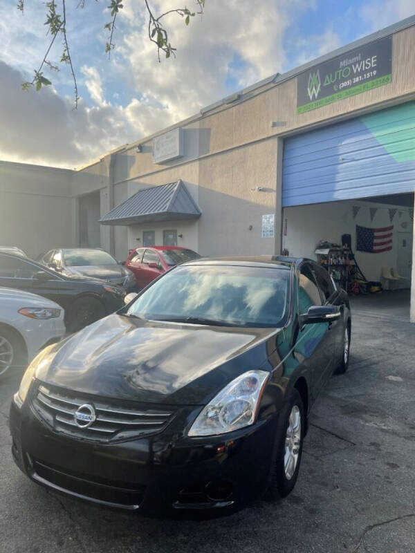 2011 Nissan Altima for sale at MIAMI AUTOWISE, LLC. in Miami FL