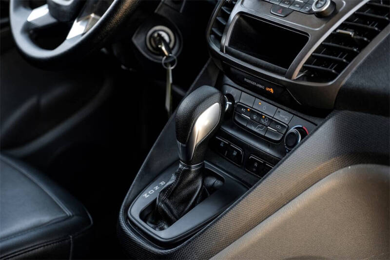 2022 Ford Transit Connect XL