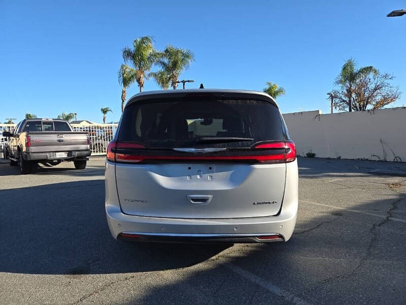 2024 Chrysler Pacifica Limited
