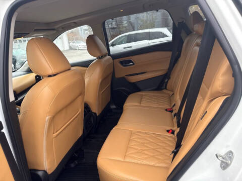 2022 Nissan Rogue Platinum