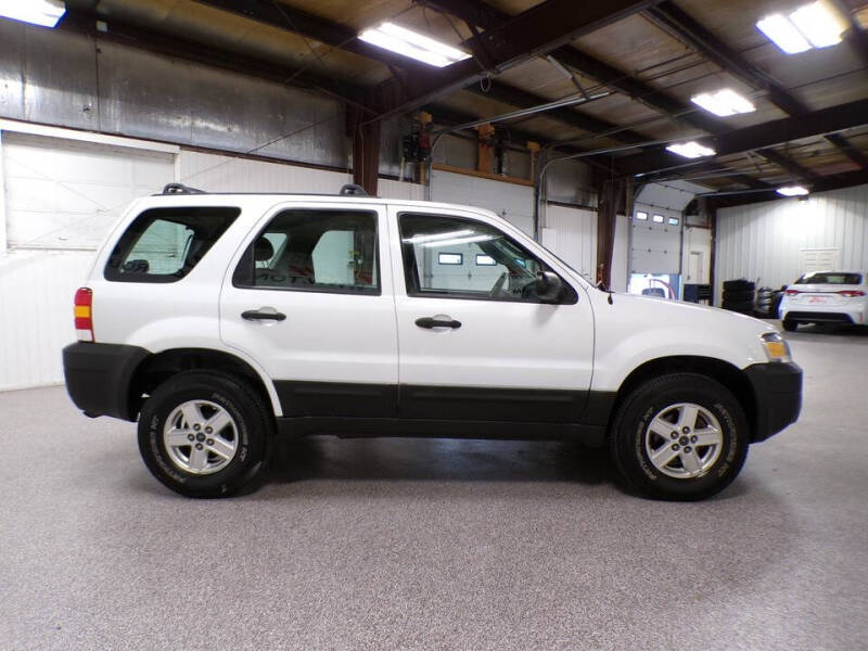 2005 Ford Escape XLS