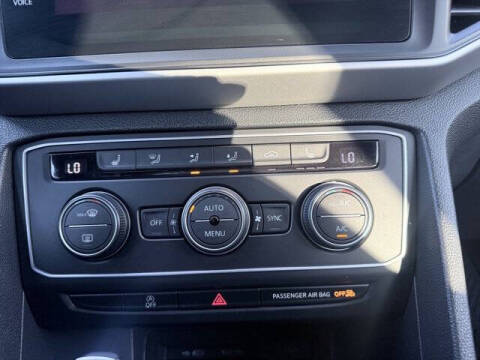 2021 Volkswagen Atlas Cross Sport V6 SE R-Line