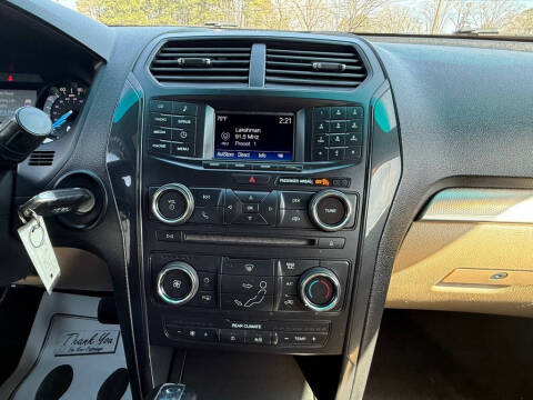 2016 Ford Explorer