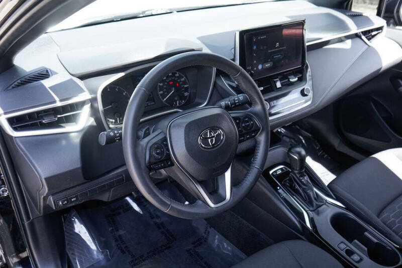 2023 Toyota Corolla Hatchback SE