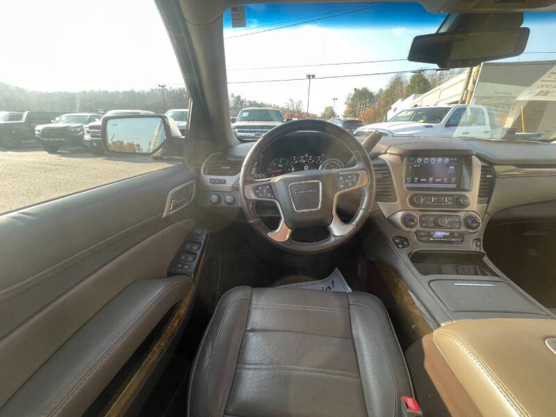 2017 GMC Yukon XL Denali