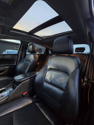 2017 Chevrolet Malibu LT