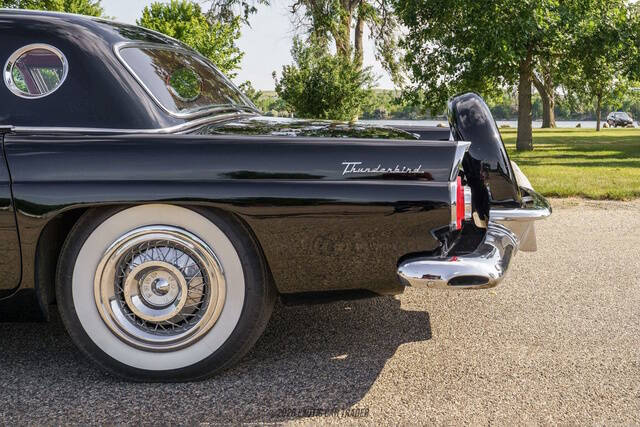 1956 Ford Thunderbird