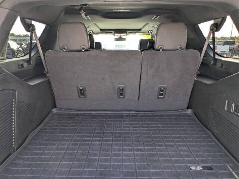 2022 Chevrolet Suburban LT