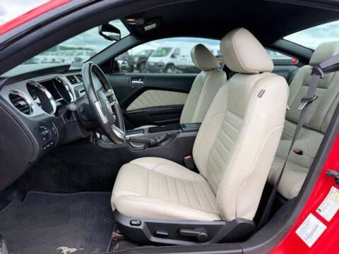 2012 Ford Mustang V6 Premium