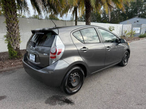 2013 Toyota Prius c Two