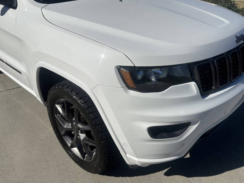 2021 Jeep Grand Cherokee 80th Anniversary Edition