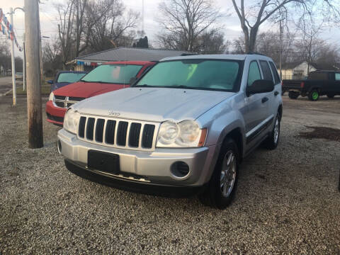 2005 Jeep Grand Cherokee for sale at Antique Motors in Plymouth IN