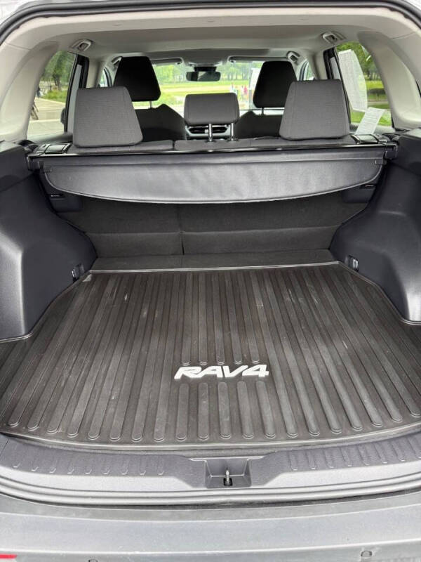 2019 Toyota RAV4 XLE