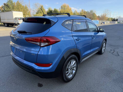 2017 Hyundai Tucson SE