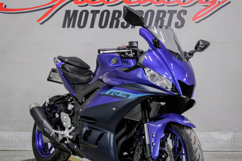 2024 Yamaha YZF-R3