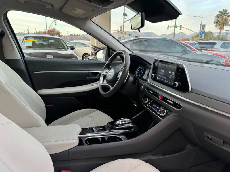 2021 Hyundai Sonata Hybrid Blue