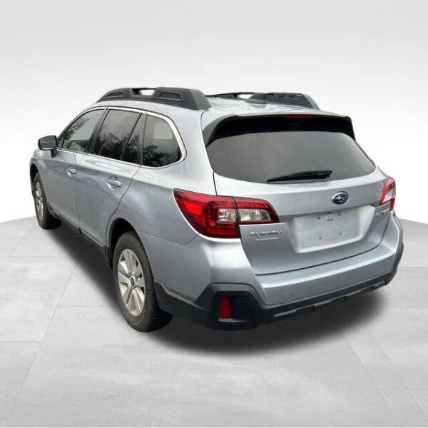 2018 Subaru Outback 2.5i Premium