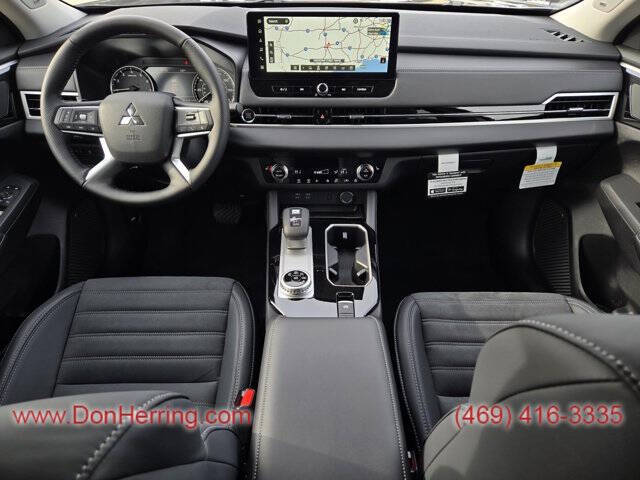 2026 Mitsubishi Outlander SE