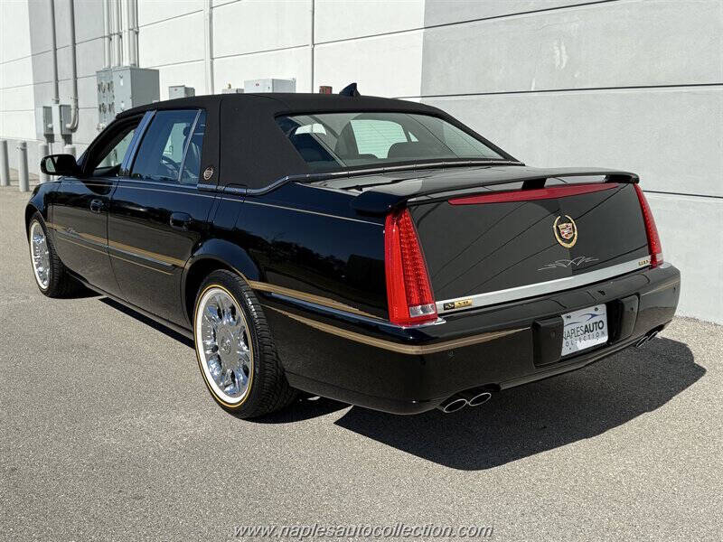 2011 Cadillac DTS Premium Collection
