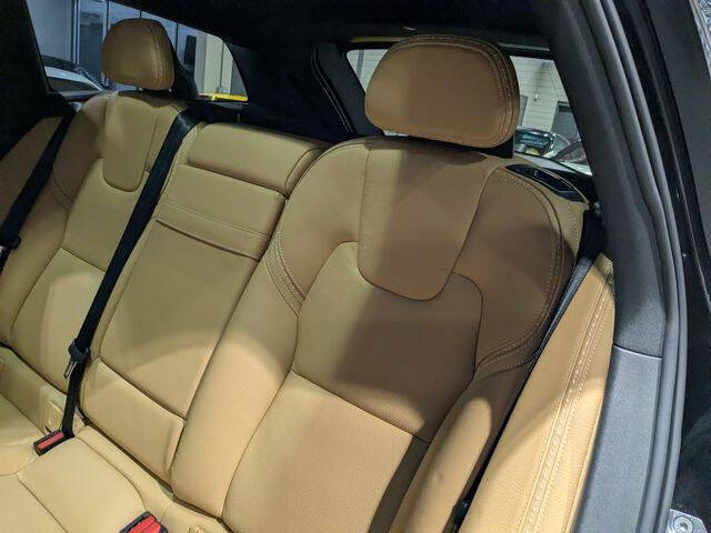 2018 Volvo V90 Cross Country T5