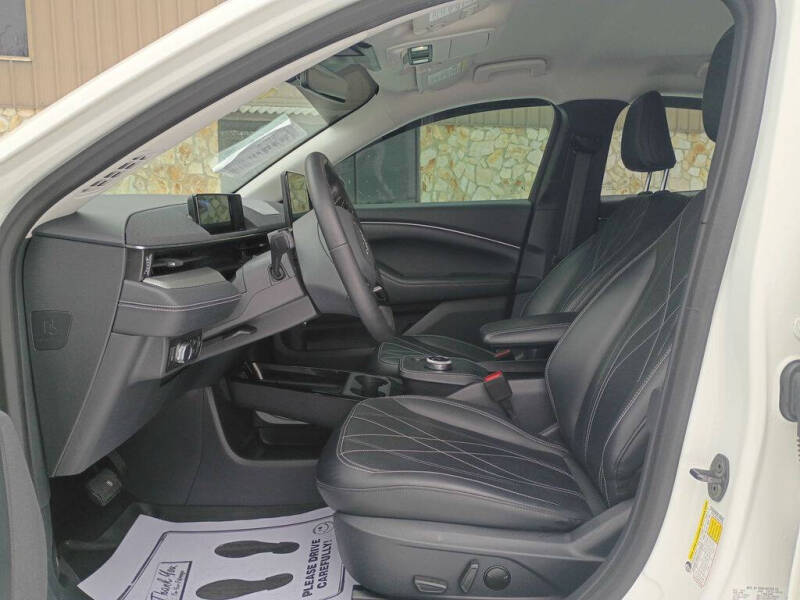 2021 Ford Mustang Mach-E Select