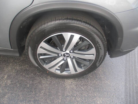 2024 Mitsubishi Outlander Sport ES