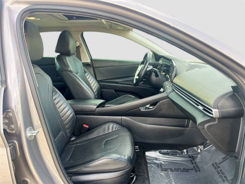 2022 Hyundai Elantra