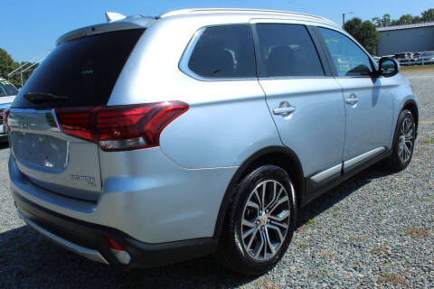 2017 Mitsubishi Outlander SE