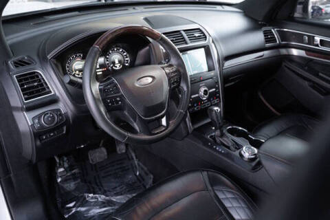 2019 Ford Explorer Platinum