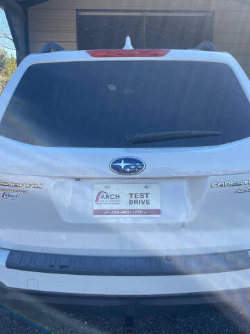 2016 Subaru Forester 2.5i