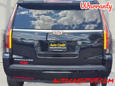 2017 Cadillac Escalade Luxury