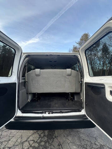 2009 Ford E-Series E-350 SD XL