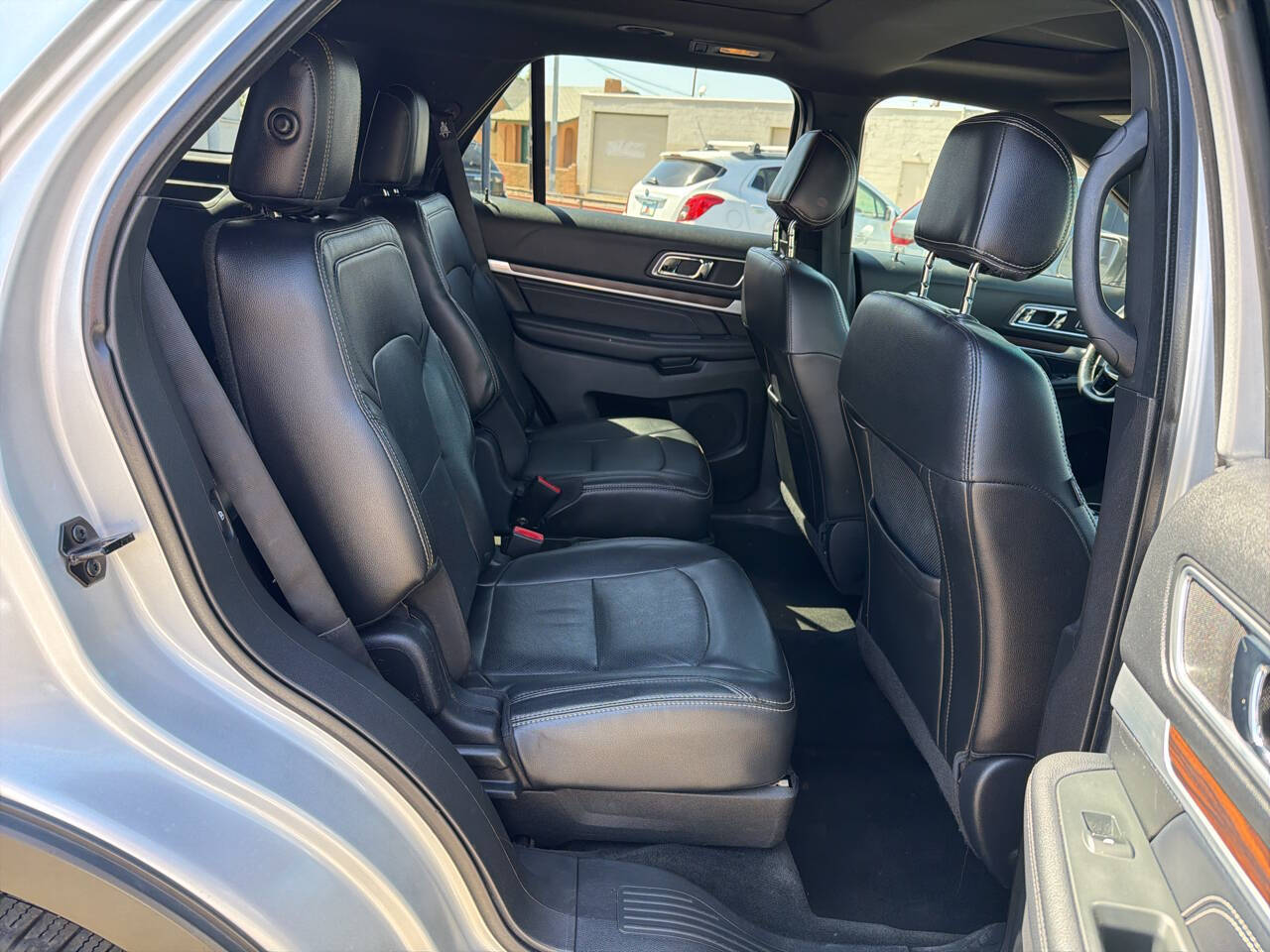Silver 2016 Ford Explorer Limited Limited 4dr SUV 10