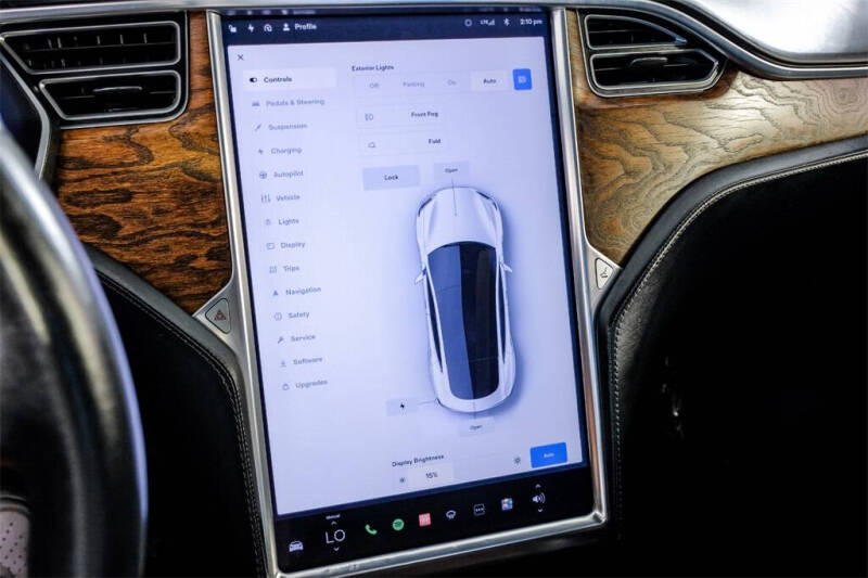 2017 Tesla Model S 75D