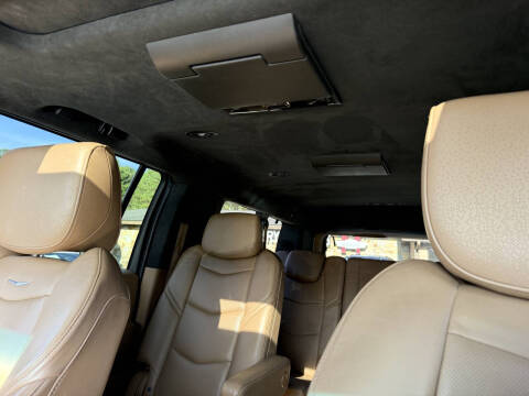 2017 Cadillac Escalade ESV Platinum