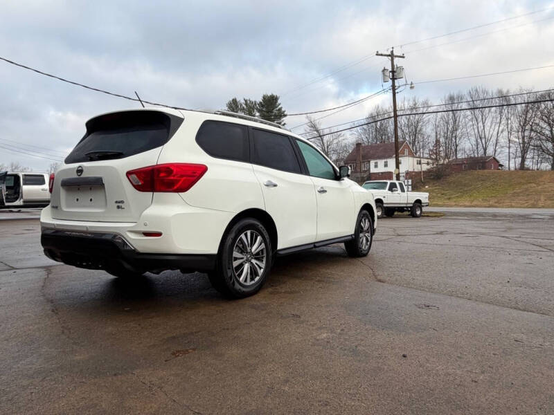 2018 Nissan Pathfinder SL