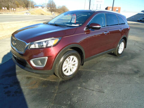 2018 Kia Sorento for sale at PIEDMONT CUSTOM CONVERSIONS USED CARS in Danville VA
