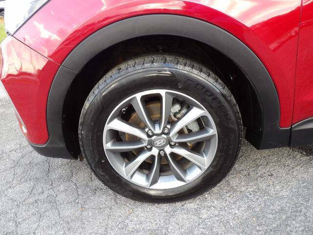 2017 Hyundai Santa Fe SE