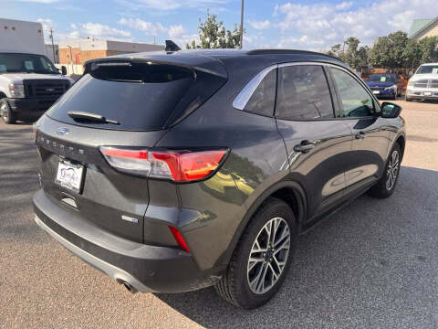 2020 Ford Escape SEL