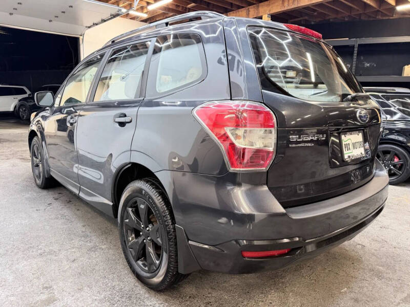 2016 Subaru Forester 2.5i