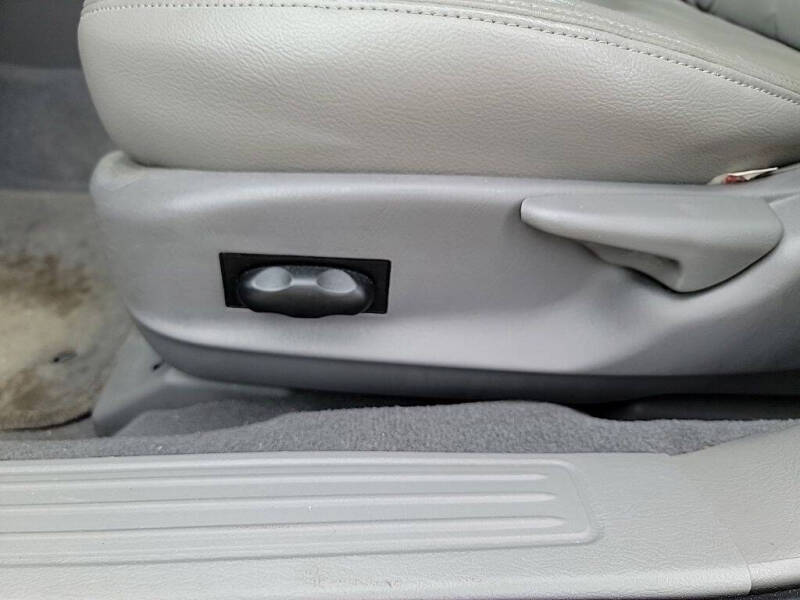 2005 Mercury Sable LS