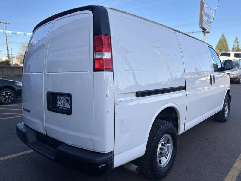 2021 Chevrolet Express 2500
